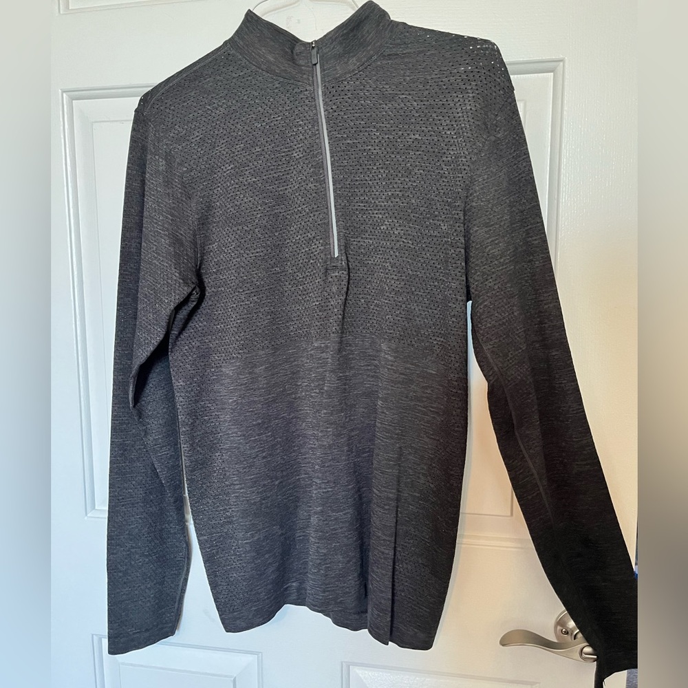 Lululemon Men’s Medium Metal Vent Tech Midweight Half Zip